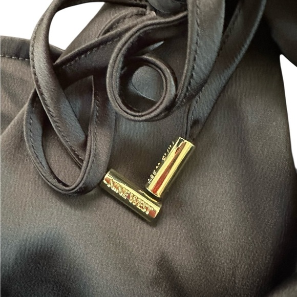 Nine West Ruched Shoulder Tie Elegant Black Women's Top Size 2X NWT - Picture 16 of 17